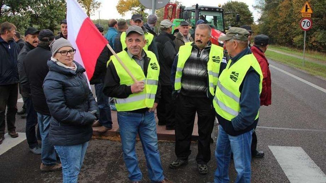 Lubelskie: Rolnicy wyjadą w piątek na drogi. "To jest akcja ostrzegawcza" Lubelskie: Rolnicy wyjadą w piątek na drogi. "To jest akcja ostrzegawcza"