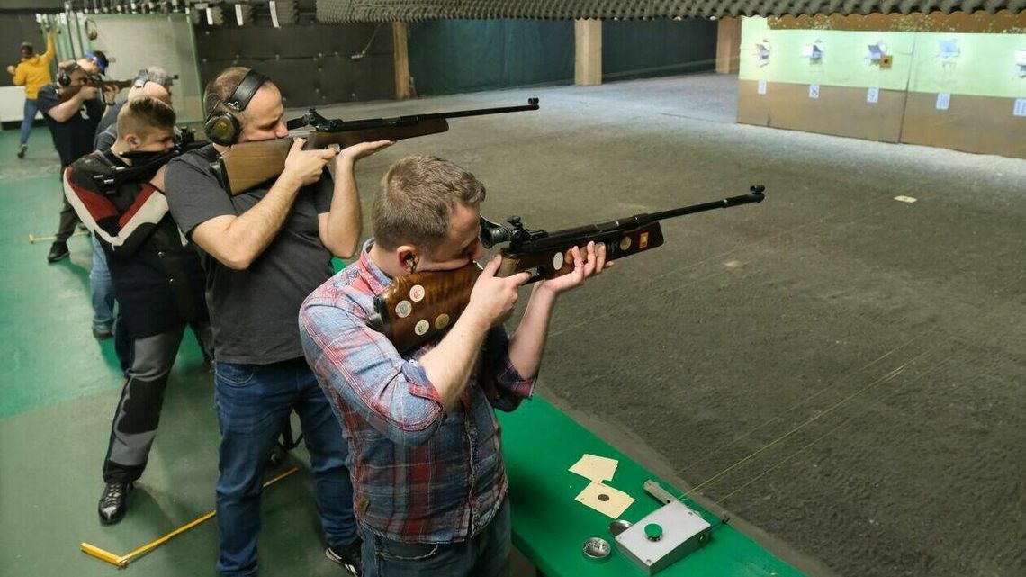Lubelskie. Rozpoczęły się zawody strzeleckie. Zgłosiło się 120 uczestników Lubelskie. Rozpoczęły się zawody strzeleckie. Zgłosiło się 120 uczestników