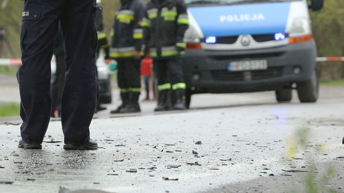 Lubelskie: Śmiertelny wypadek, nie żyje kierowca fiata seicento Lubelskie: Śmiertelny wypadek, nie żyje kierowca fiata seicento