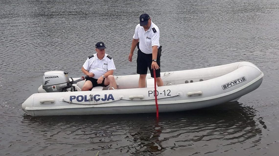 Lubelskie: Szukają 37-latka. Wszedł do wody i już nie wypłynął