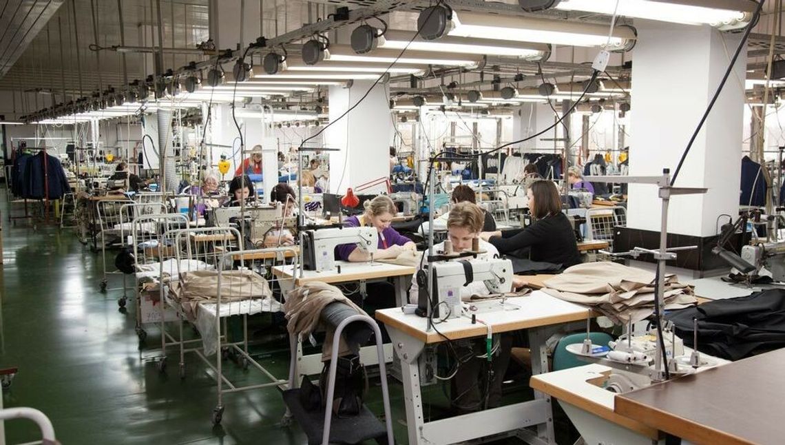 Lubelskie. Szyli garnitury dla Hugo Bossa. Znikają z rynku i zwalniają ponad 100 osób Lubelskie. Szyli garnitury dla Hugo Bossa. Znikają z rynku i zwalniają ponad 100 osób