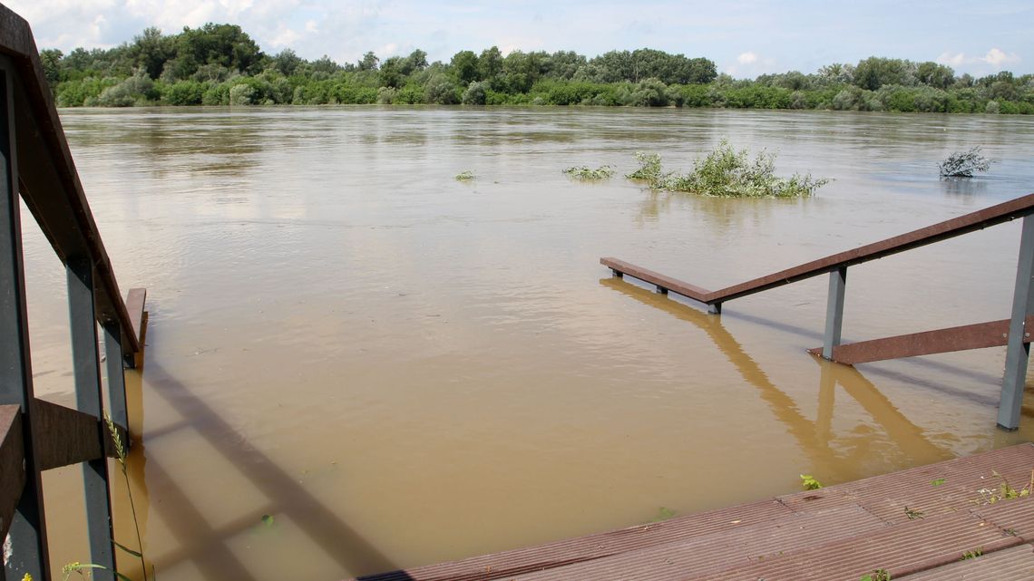 Lubelskie: Wisła coraz wyższa. W Annopolu przekroczyła już stan alarmowy