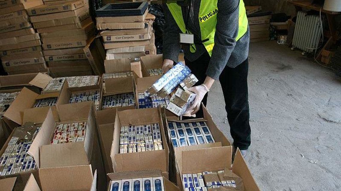 Lubelskie. Z policyjnego magazynu zniknęło 20 tys. paczek papierosów z przemytu Lubelskie. Z policyjnego magazynu zniknęło 20 tys. paczek papierosów z przemytu