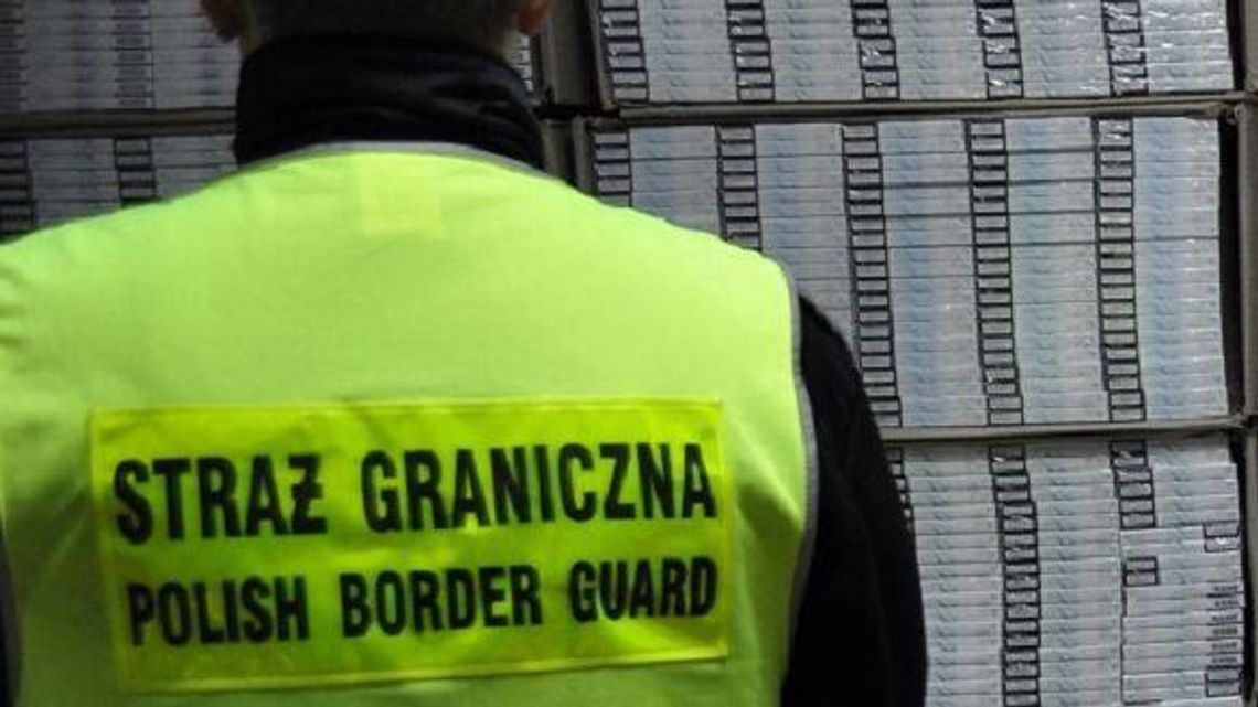 Lubelskie: Znów przemycają papierosy. Koleją z Białorusi, przez Bug z Ukrainy Lubelskie: Znów przemycają papierosy. Koleją z Białorusi, przez Bug z Ukrainy