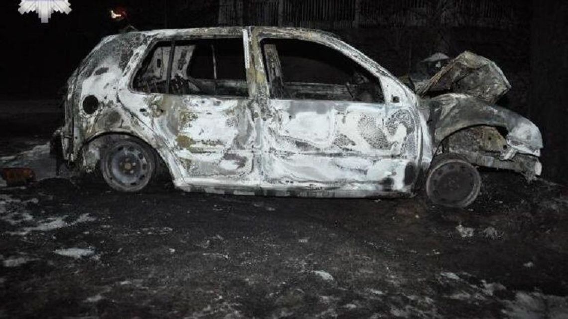 Lubelskie: Zwęglone zwłoki po wypadku golfa Lubelskie: Zwęglone zwłoki po wypadku golfa