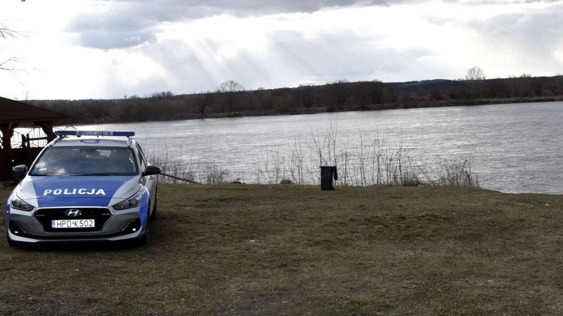 Lubelskie. Zwłoki kobiety w Wiśle