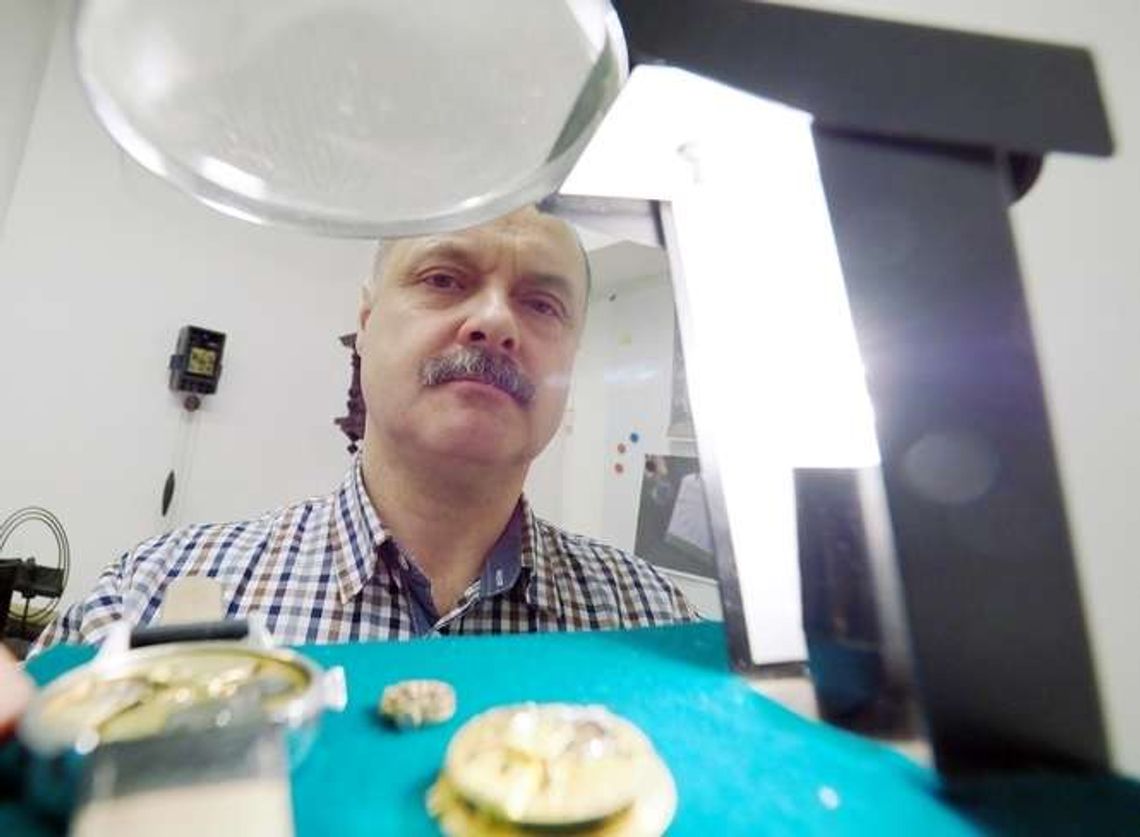 "Lubię widzieć zaskoczenie na twarzy widzów, gdy biorą szablę do ręki"