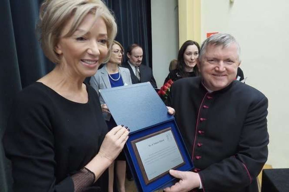 Lublin: 10 lat Warsztatu Terapii Zajęciowej przy stowarzyszeniu "Misericordia" Lublin: 10 lat Warsztatu Terapii Zajęciowej przy stowarzyszeniu "Misericordia"