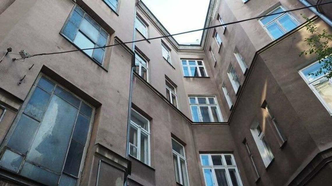 Lublin. 50 tysięcy złotych poleciało przez okno