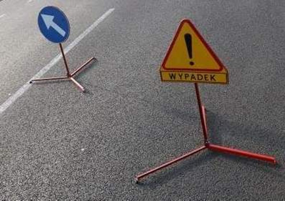 Lublin: 94-latek za kierownicą. Zahaczył o ciężarówkę