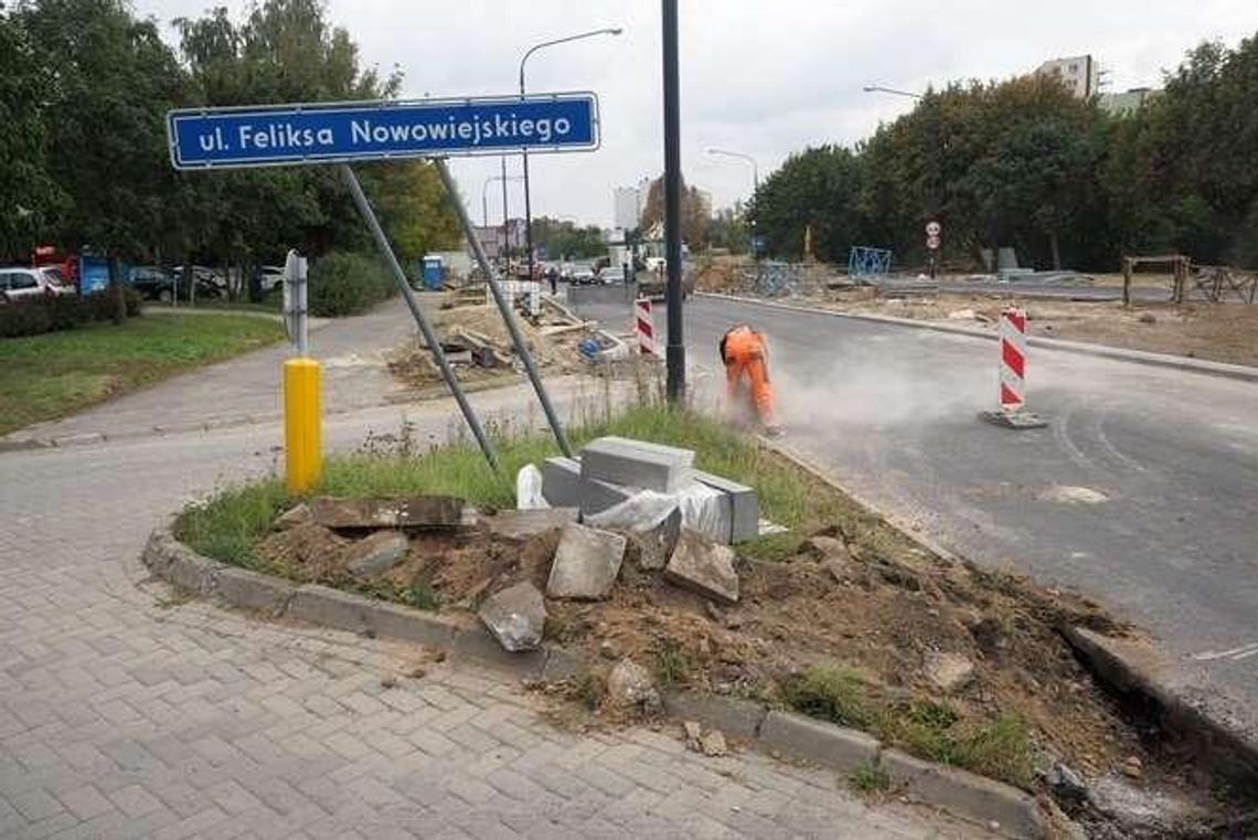 Lublin: Ani wjechać, ani wyjechać z osiedla. Mieszkańcy bez dojazdu Lublin: Ani wjechać, ani wyjechać z osiedla. Mieszkańcy bez dojazdu