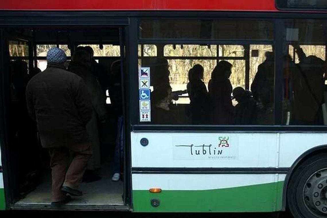 Lublin: Autobus przejechał po pasażerce i odjechał. "Kierowca nie widział zdarzenia"