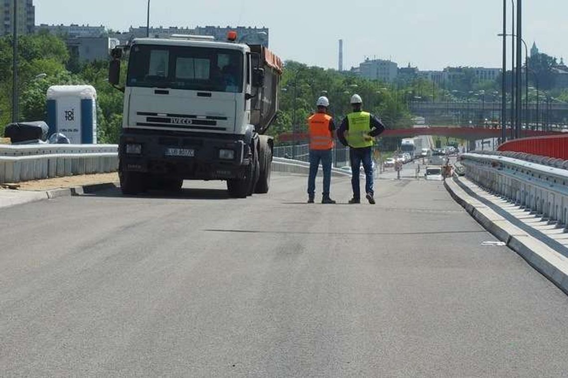 Lublin: Będą duże utrudnienia na al. Solidarności, zamkną estakady