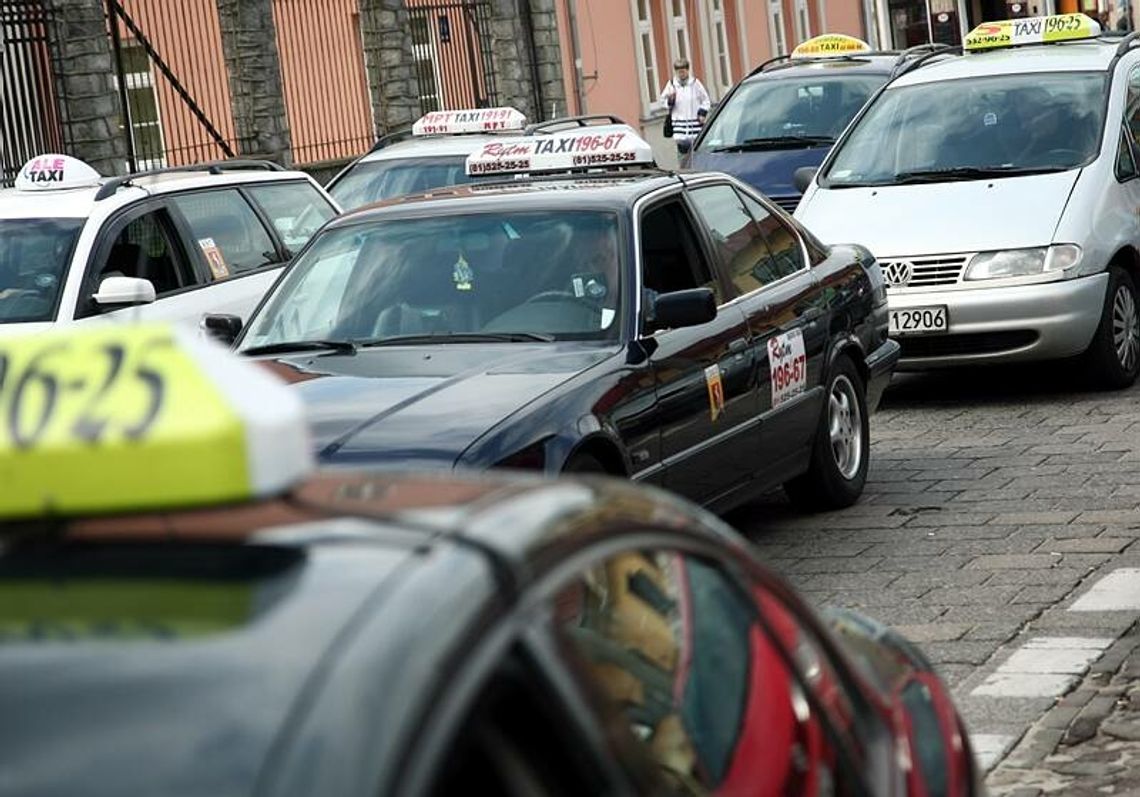 Lublin: Będą obowiązkowe egzaminy dla taksówkarzy