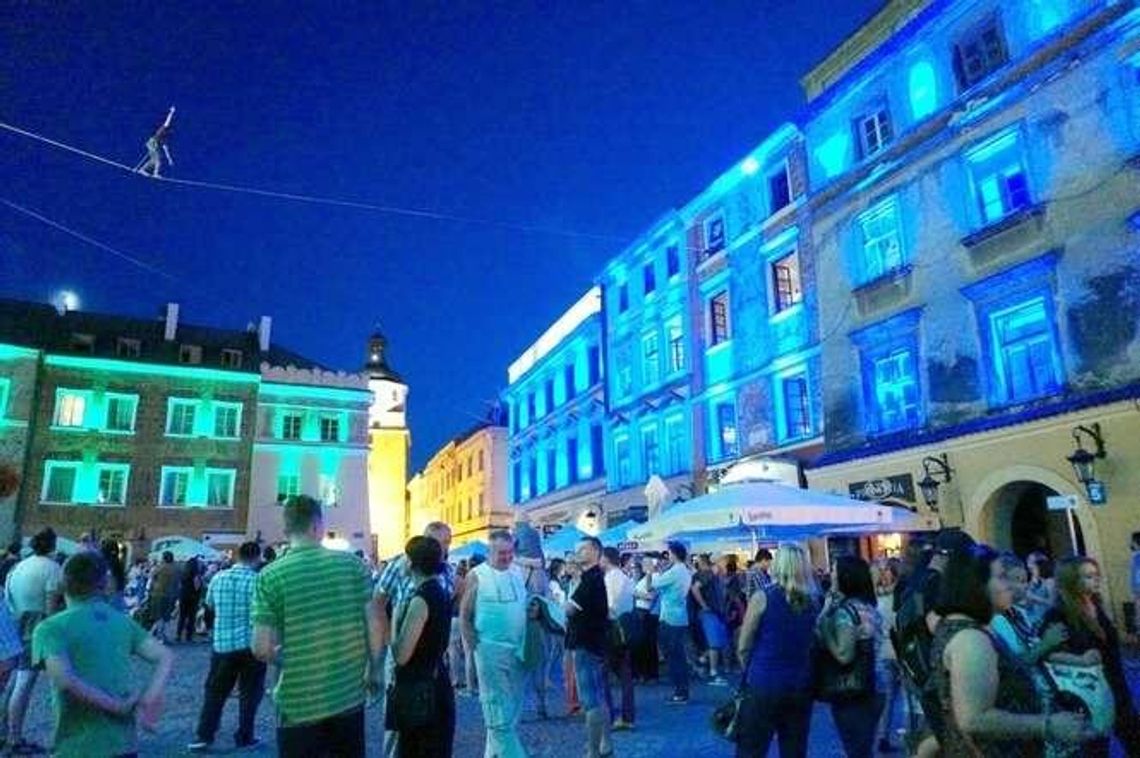 Lublin: Będzie barwna iluminacja na imprezy plenerowe