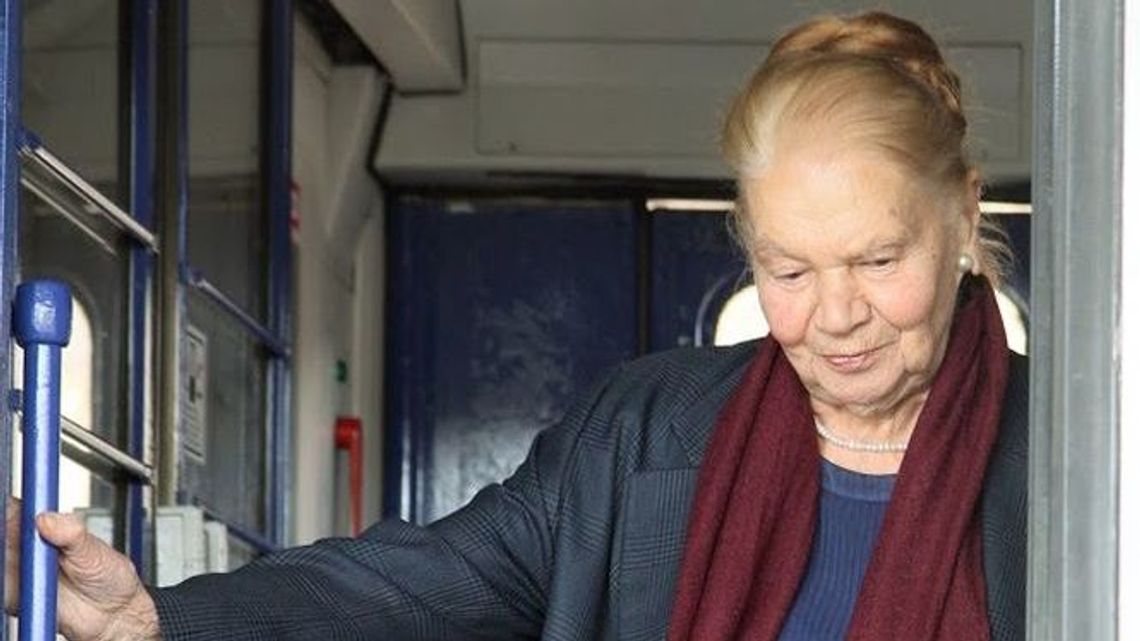 Lublin będzie świętował 100. urodziny Julii Hartwig