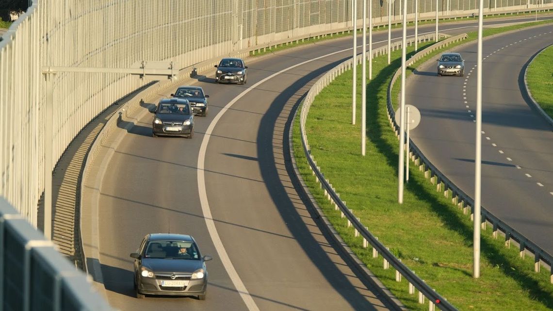 Lublin: Będzie więcej miejsca dla kierowców na al. Solidarności