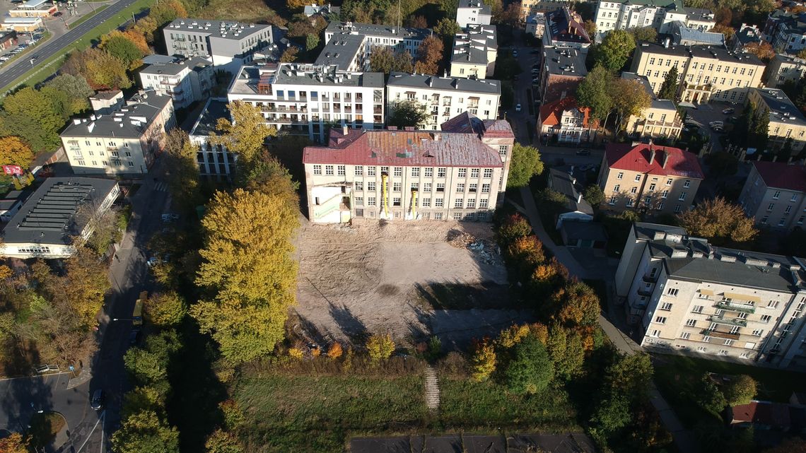 Lublin: Blok może powstać przy ul. Spokojnej na tyłach dawnej siedziby szkoły odzieżowej