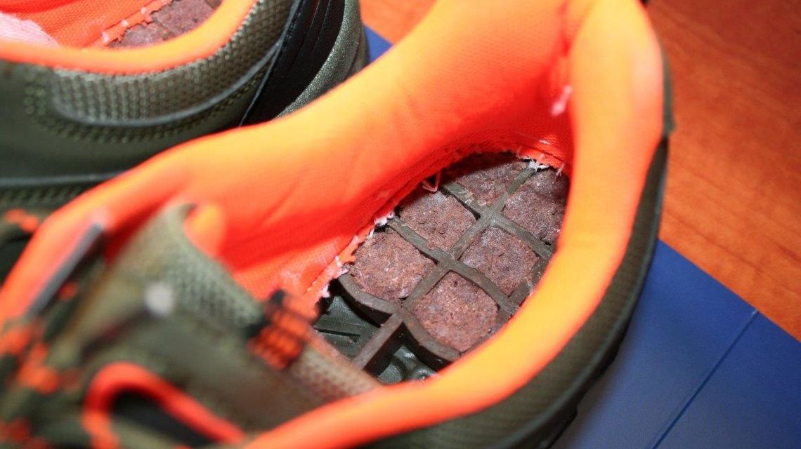 Lublin. Buty z "wkładką". Co było w paczce dla osadzonego w areszcie?