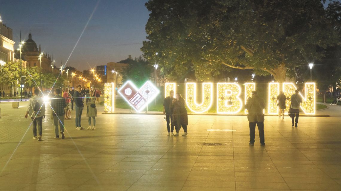 Lublin: Charakterystyczny napis zniknie z centrum miasta. Wróci odnowiony