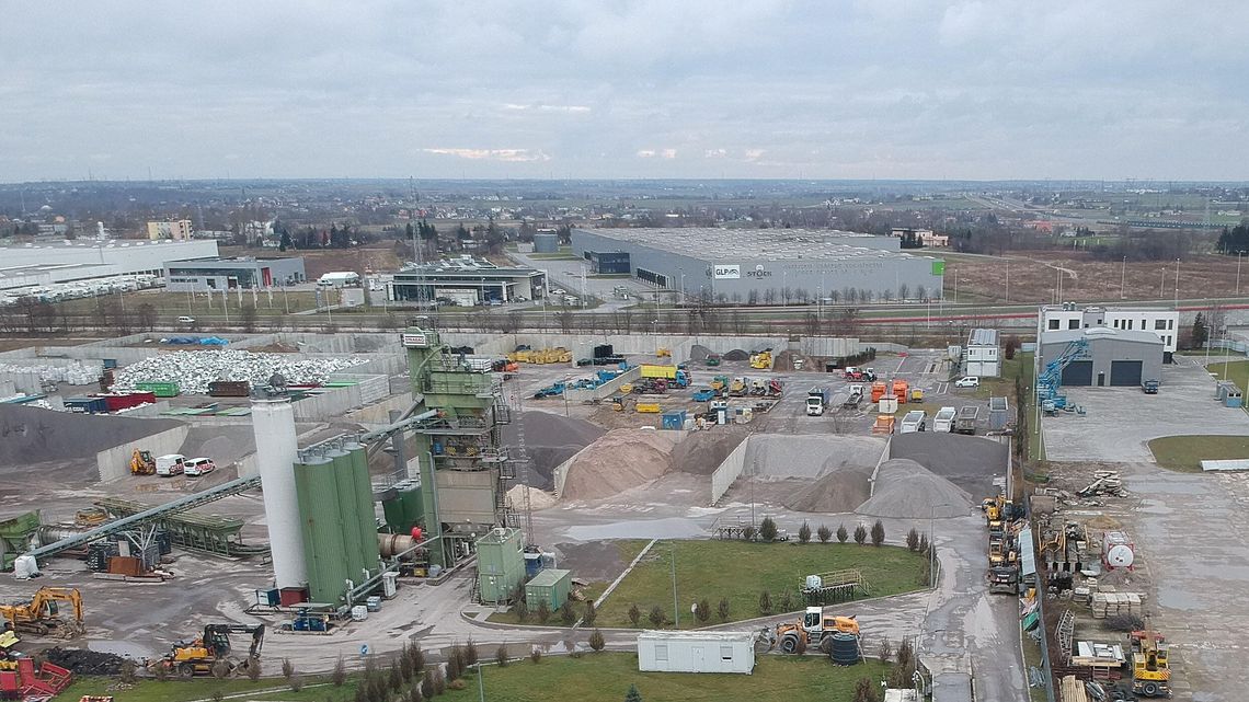 Lublin: Chcą zwozić śmieci na Zadębie. Miałyby tam trafiać m.in. ludzkie organy czy chemikalia Lublin: Chcą zwozić śmieci na Zadębie. Miałyby tam trafiać m.in. ludzkie organy czy chemikalia