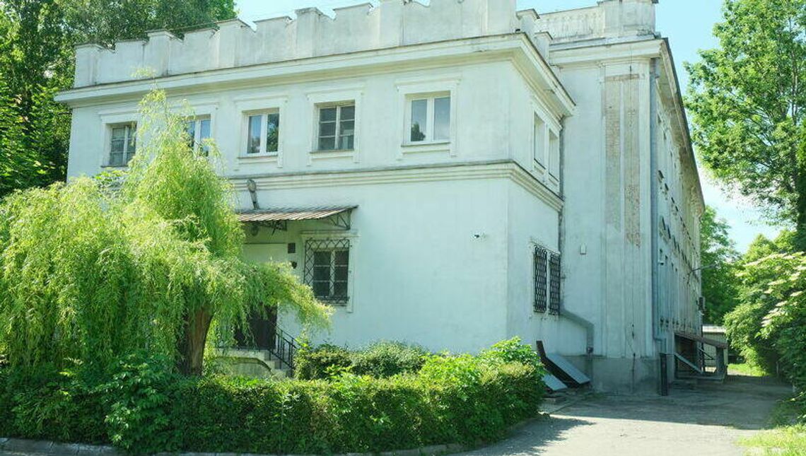 Lublin. Dawna centrala telefoniczna wystąpi w nowej roli. Może mieszkania?