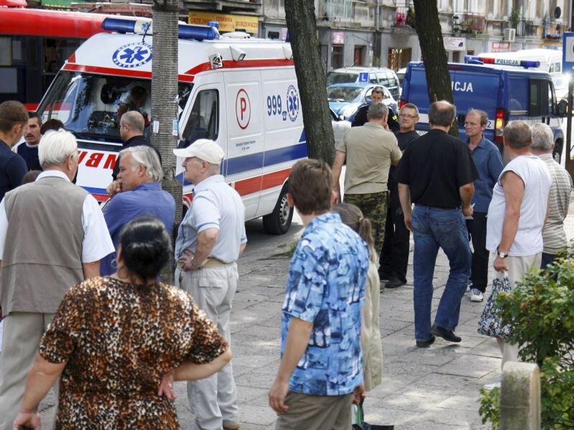 Lublin: Dostawczak potrącił trzy osoby na przejściu