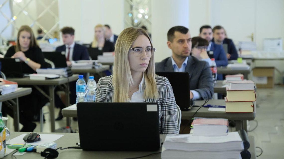 Lublin: Egzamin radcowski 2019. Zdawało go ponad sto osób [zdjęcia]
