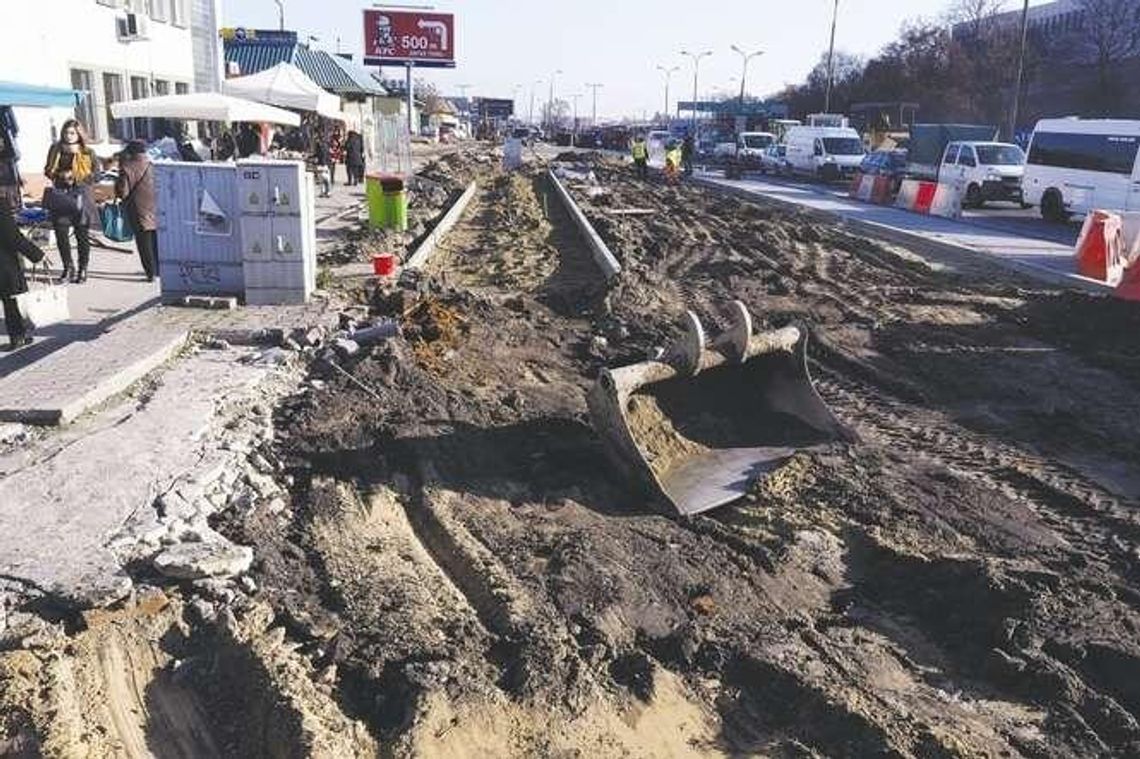 Lublin: Gigantyczne korki obok dworca PKS. W środę lepiej nie będzie