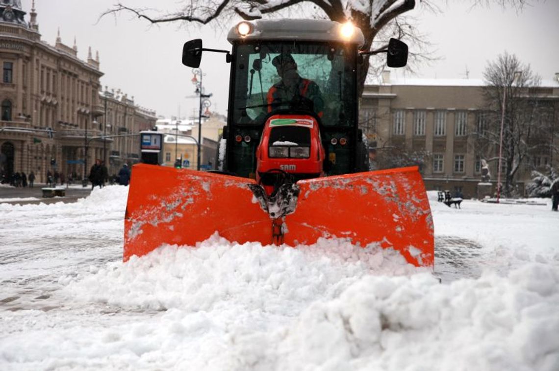 Lublin gotowy na zimę. 3,5 tys. ton soli do dyspozycji 