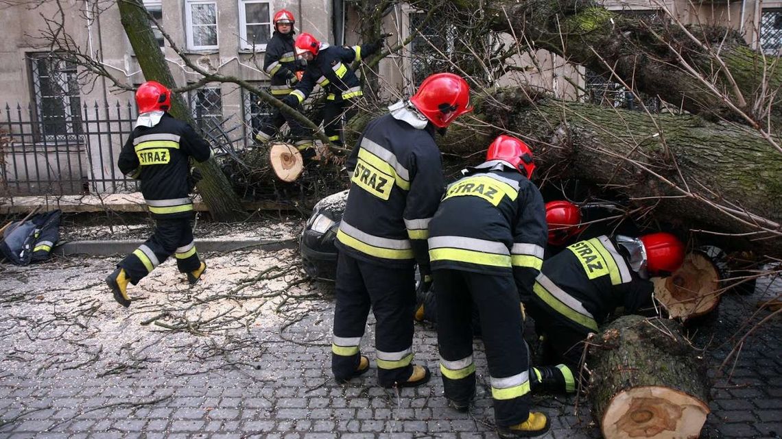 Lublin: Jest praca w straży pożarnej. Ile można zarobić?