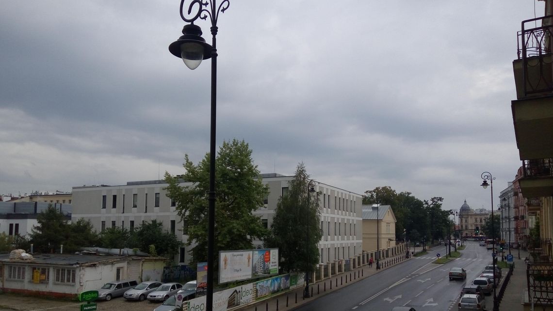 Lublin. Kilka godzin chmur i deszczu, ale po południu wyjdzie słońce Lublin. Kilka godzin chmur i deszczu, ale po południu wyjdzie słońce