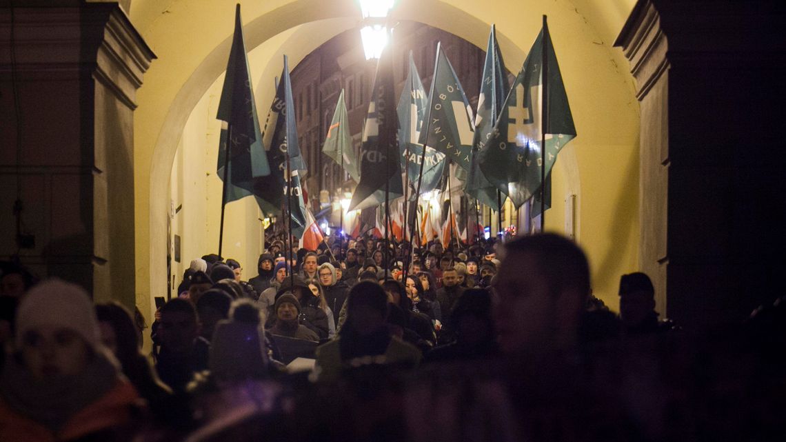 Lublin: Marsz Pamięci Żołnierzy Wyklętych i protest przeciwko nacjonalizmowi [zdjęcia, wideo]