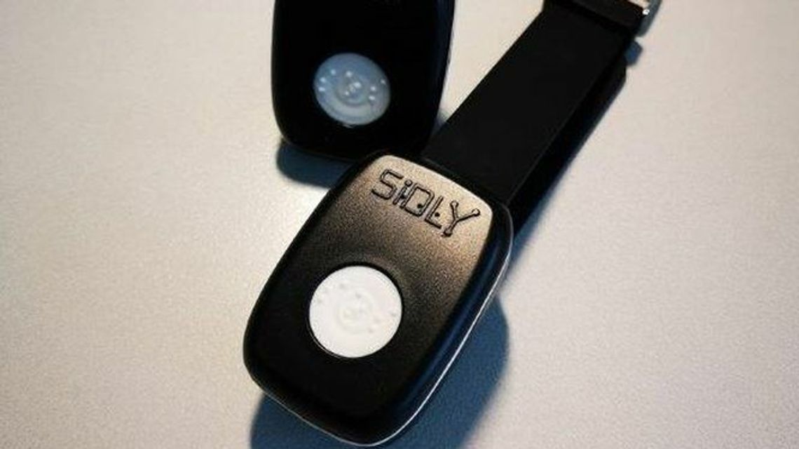 Lublin: Miasto rozda "opaski życia". Dla kogo, gdzie się po nie zgłosić? Lublin: Miasto rozda "opaski życia". Dla kogo, gdzie się po nie zgłosić?