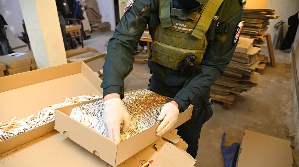 Lublin. Na obrzeżach miasta niepozorna fabryczka, a w niej nielegalny biznes