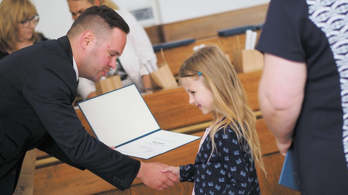 Lublin: Najlepsi młodzi plastycy w Ratuszu [zdjęcia]