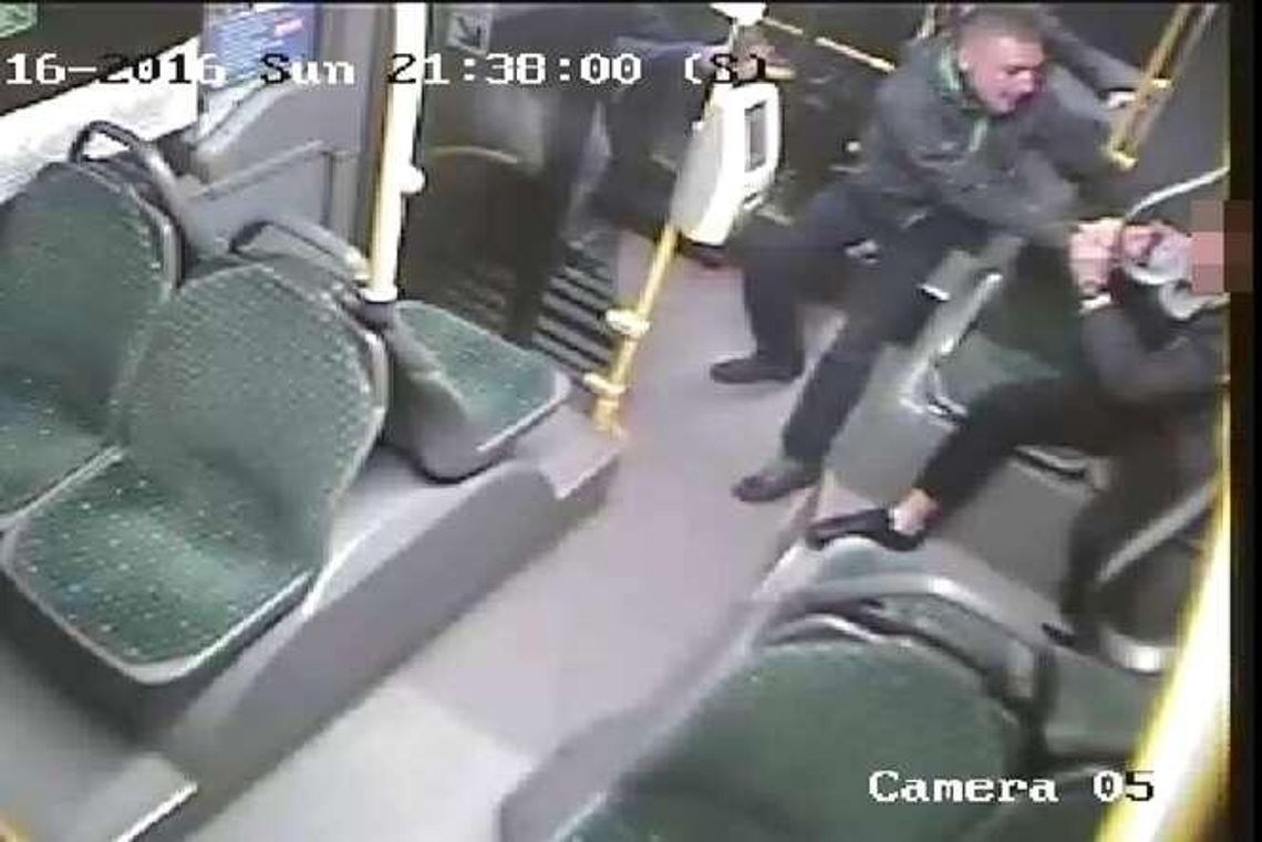 Lublin: Napad w autobusie. Nikt nie reagował