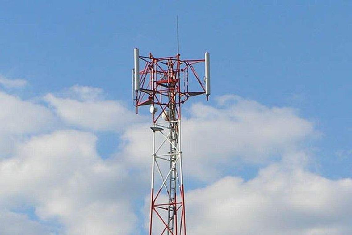 Lublin: Nie będzie masztu telefonii w dzielnicy domków. Play się nie odwołał Lublin: Nie będzie masztu telefonii w dzielnicy domków. Play się nie odwołał