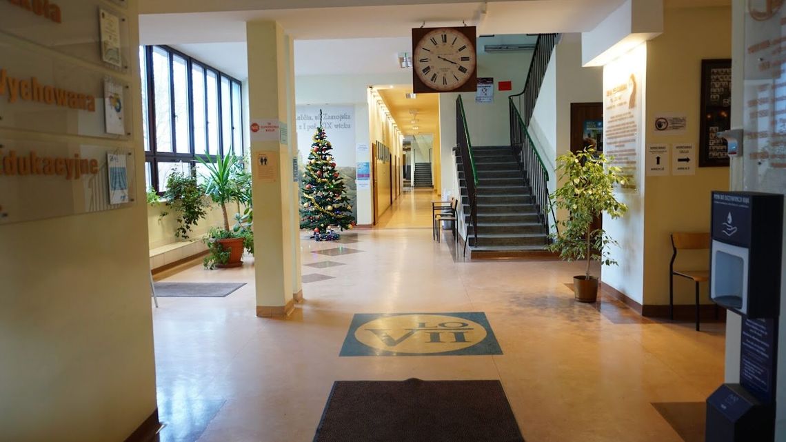 Lublin. Nie czekają na ministra, przygotowują przedszkola w budynku liceum