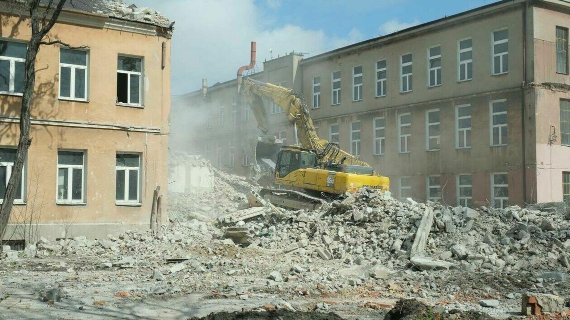 Lublin. Niedawno była tu fabryka. Teraz będą mieszkania