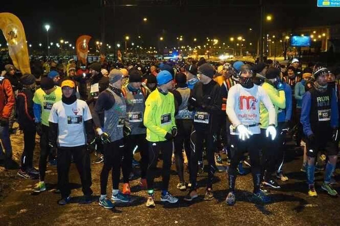 Lublin: Nocna Trzecia Dycha do Maratonu. Pobiegło ponad 1400 osób (zdjęcia)
