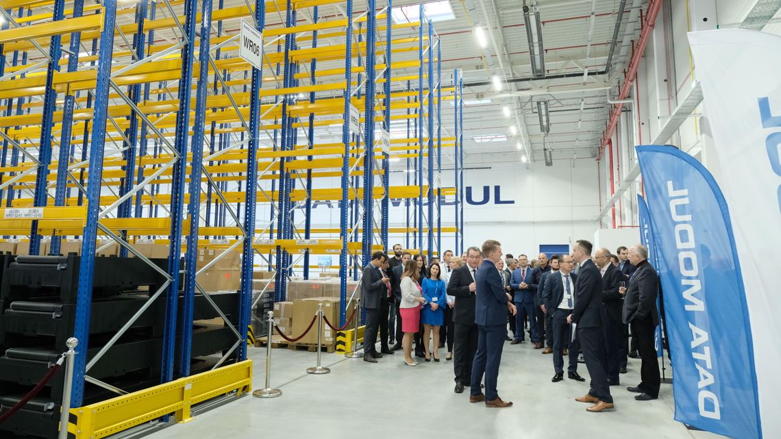 Lublin: Nowa fabryka na Felinie już otwarta. Wyprodukuje wyświetlacze [zdjęcia]