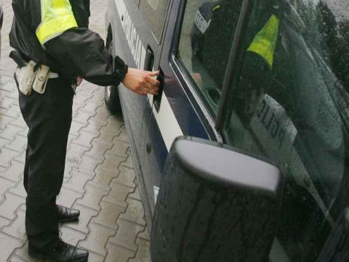 Lublin: Ojciec 2-latka okaleczył się, bo \"nie ma na utrzymanie\" Lublin: Ojciec 2-latka okaleczył się, bo \"nie ma na utrzymanie\"