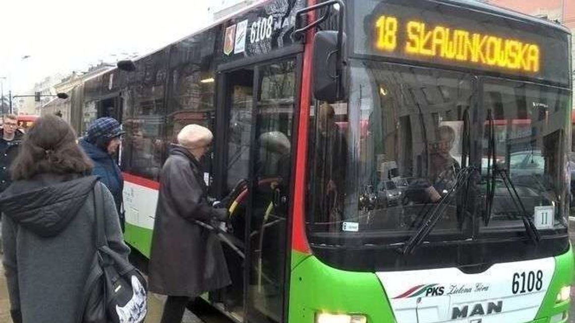 Lublin: Pojadą komunikacją miejską za darmo? To była obietnica wyborcza Lublin: Pojadą komunikacją miejską za darmo? To była obietnica wyborcza