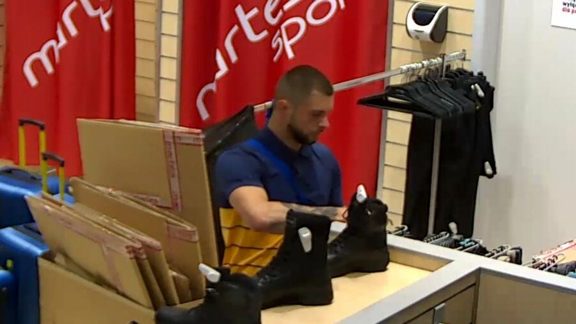 Lublin. Policja szuka tego mężczyzny. Wszedł do sklepu, wziął, nie zapłacił