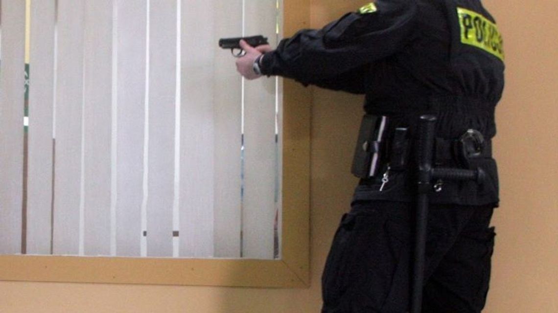 Lublin: Policjantka oddała strzały podczas pościgu za 19-latkiem