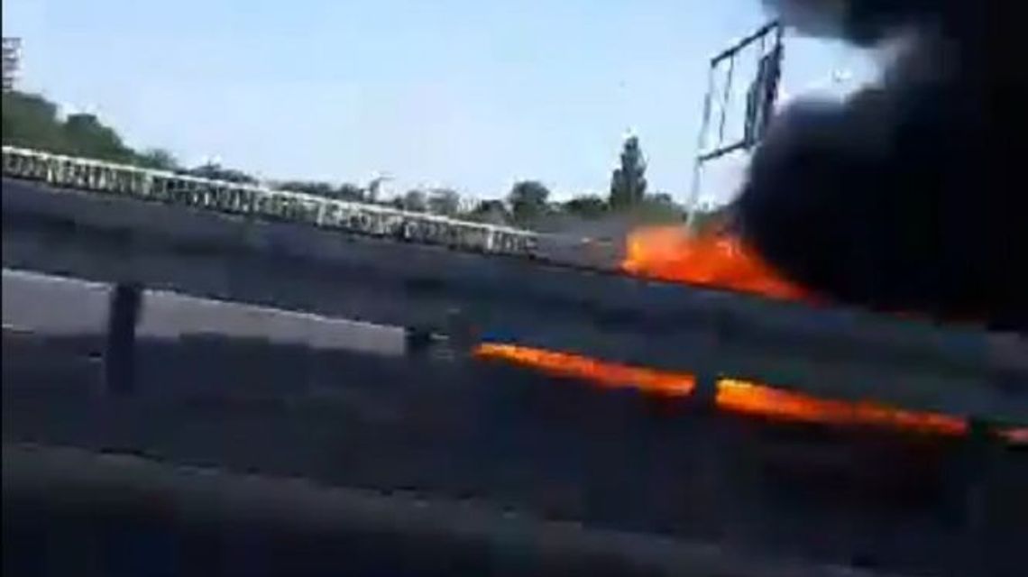 Lublin: Pożar samochodu na ul. Poniatowskiego [wideo]