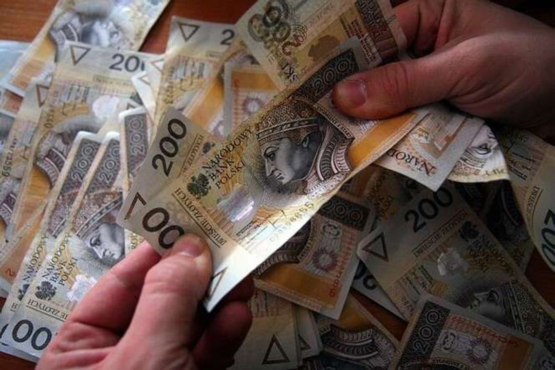 Lublin: Pracownica okradała barek na uczelni
