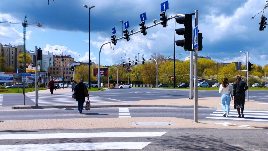 Lublin. Przed remontem szło się na wprost. Teraz slalomem Lublin. Przed remontem szło się na wprost. Teraz slalomem