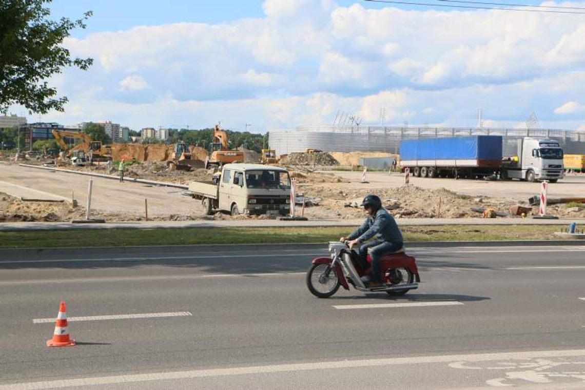 Lublin: Przez tydzień utrudnienia drogowe koło nowego stadionu Lublin: Przez tydzień utrudnienia drogowe koło nowego stadionu